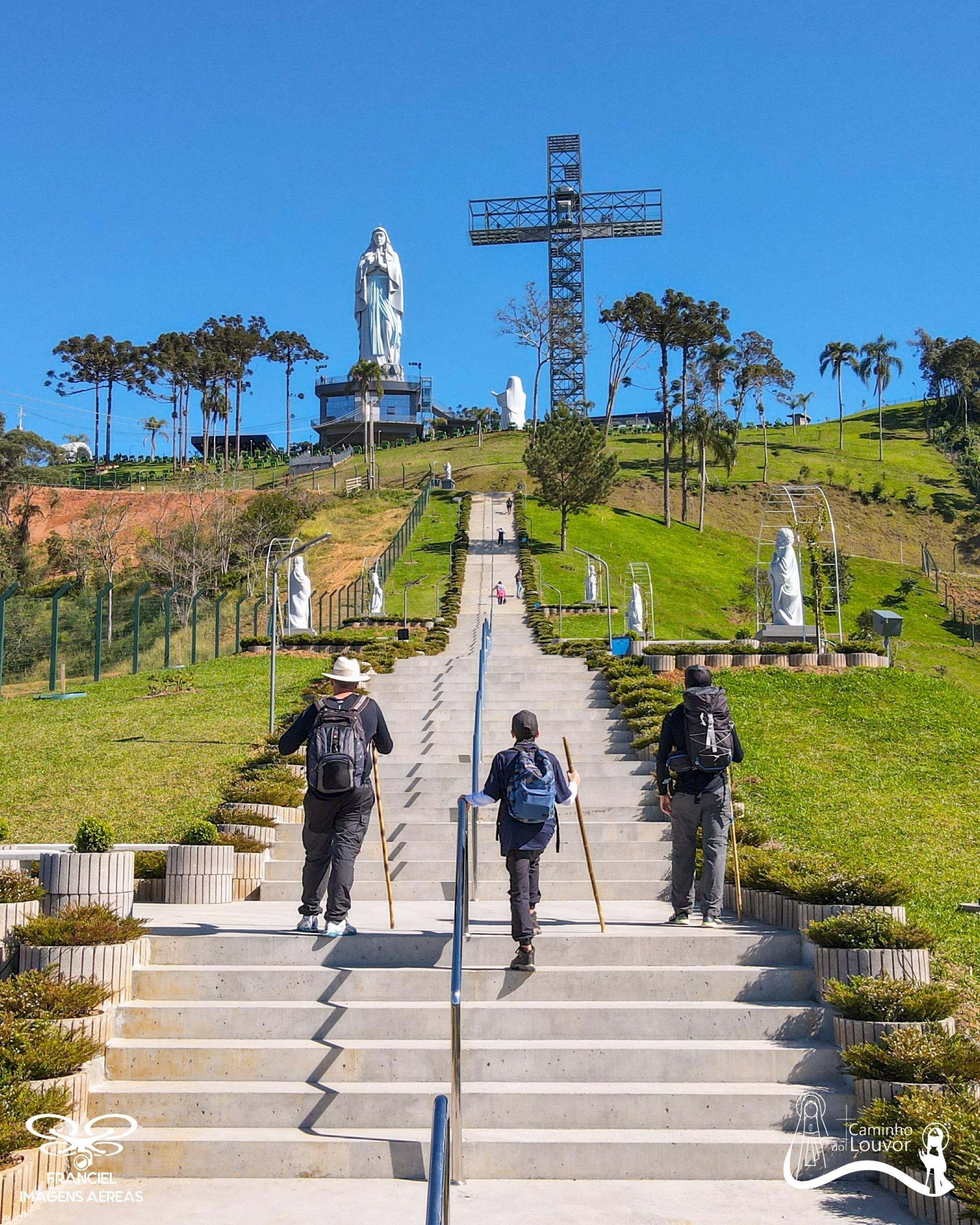 Complexo Nossa Senhora de Lourdes e do Louvor