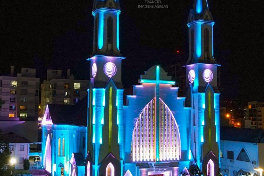 Igreja Matriz Santo Estevão em Ituporanga inaugura hoje sua nova iluminação